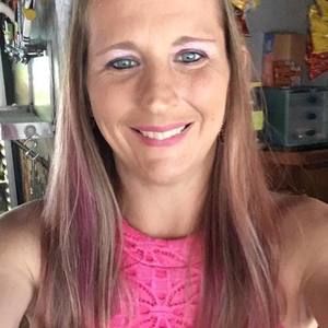 Meet your Posher, Ella